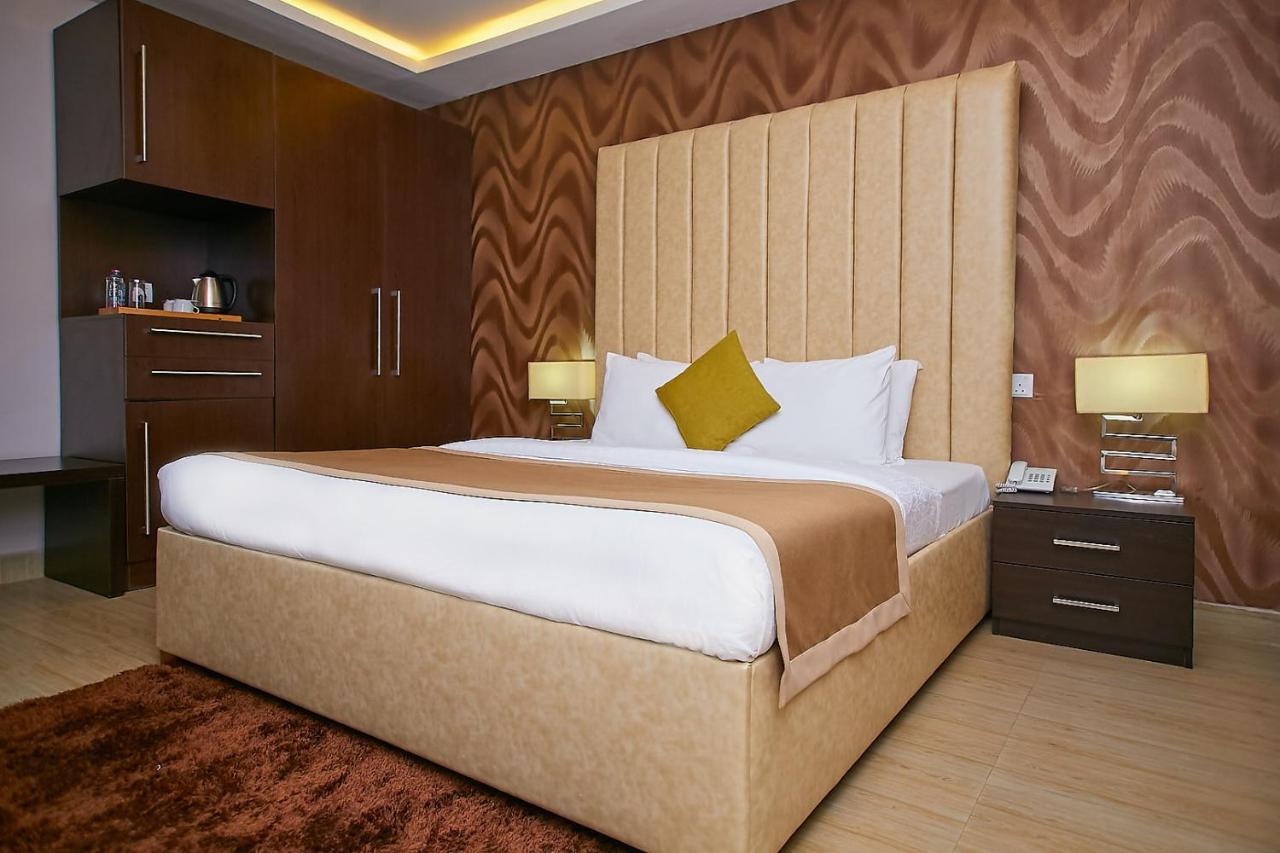 The Cabin Hotel Аккра Экстерьер фото